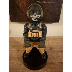 Cable Guys Call of‎ Duty Ghost Simon Riley Controller Device Holder Statue COD